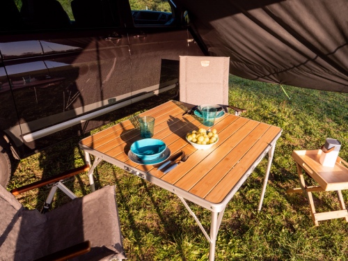 Table de camping pliable avec plateau en bambou 90 x 90 x 70 cm